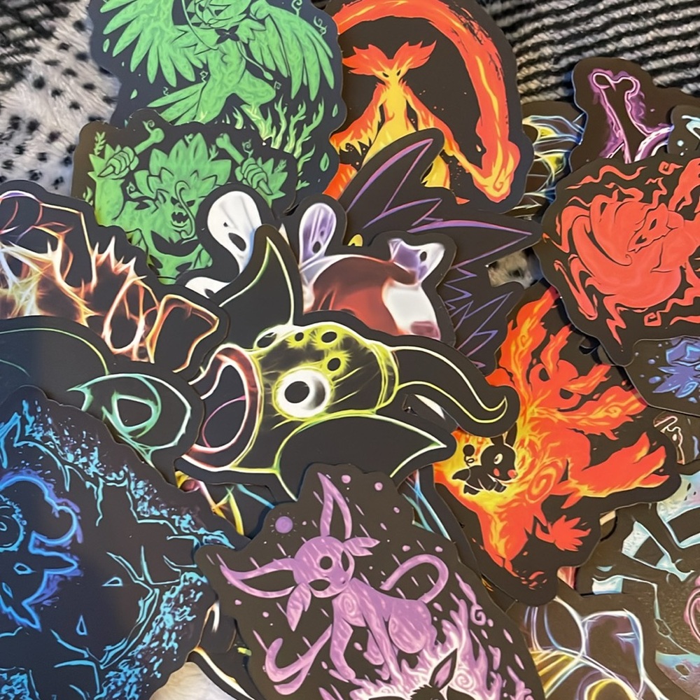 100 Pokémon Stickers‎